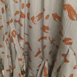 Entro Skort Gray with Orange Patterns